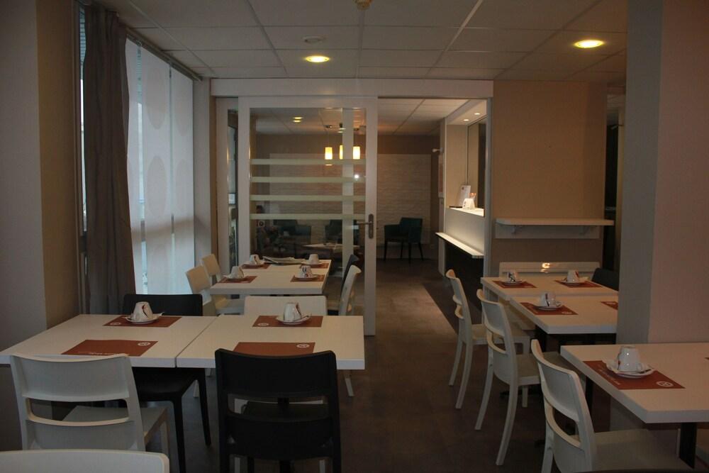 The Originals City, Hotel Novella, Nantes Centre Gare Buitenkant foto